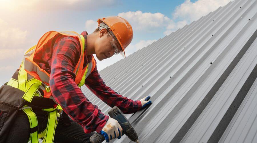 Expert tile roof repair services in Chillicothe, IA